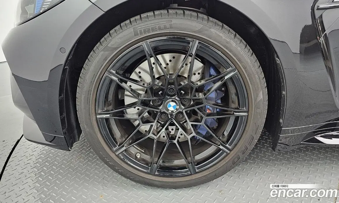 BMW M3 2025 3.0 автомат (гидро), фото 5