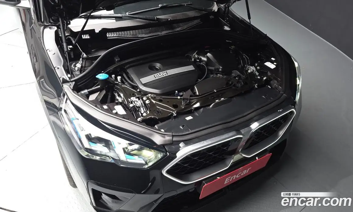 BMW X2 2025 2.0 автомат (гидро), фото 6