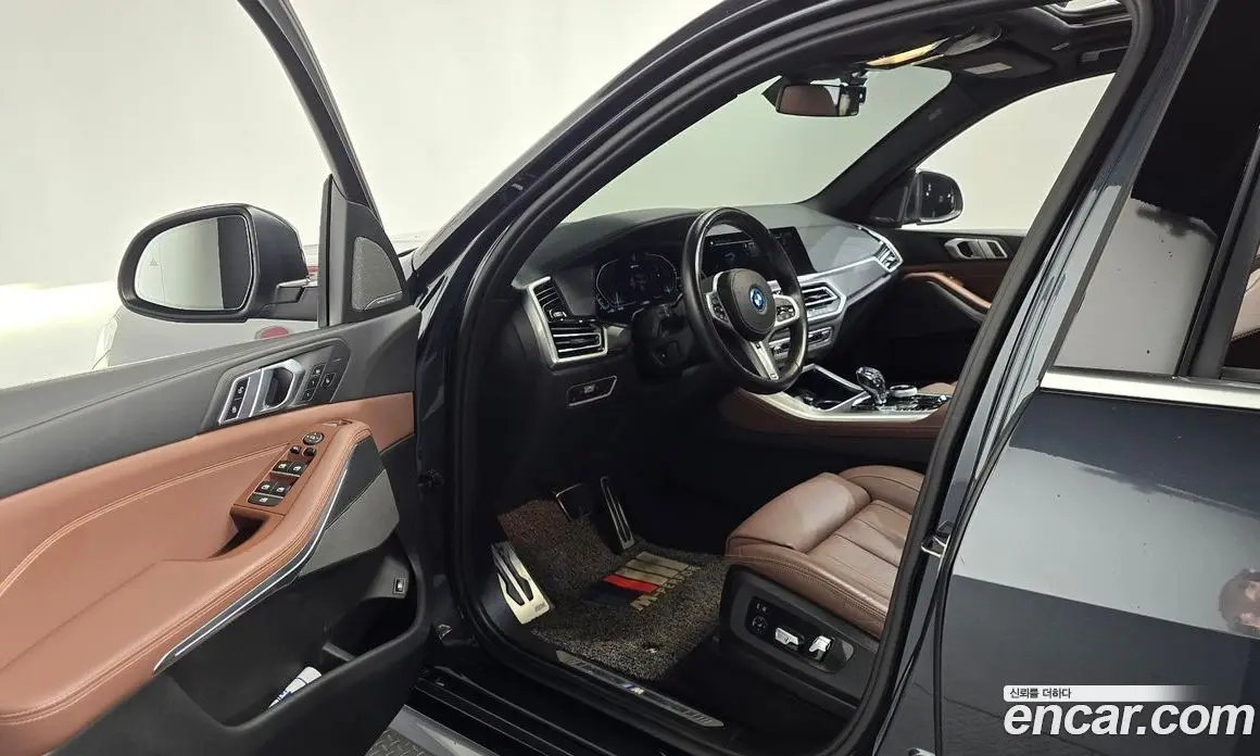 BMW X5 2022 3.0 автомат (гидро), фото 13