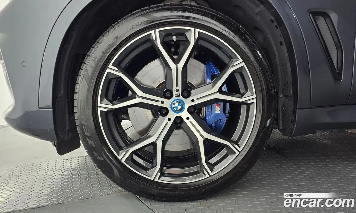 BMW X5 2022 3.0 автомат (гидро), фото 5