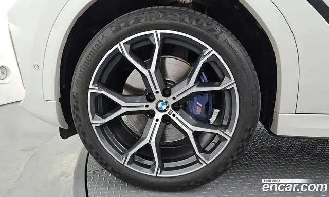 BMW X6 2023 3.0 автомат (гидро), миниатюра 5