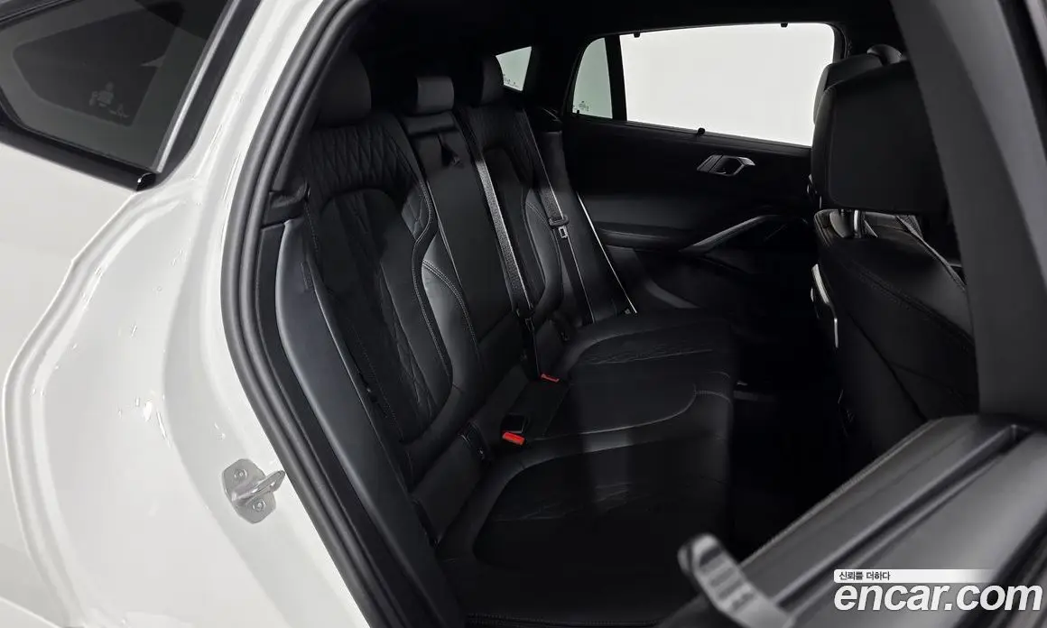 BMW X6 2024 3.0 автомат (гидро), фото 16