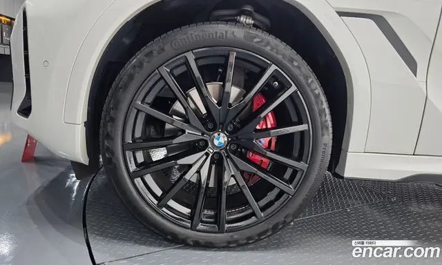 BMW X6 2024 3.0 автомат (гидро), миниатюра 4
