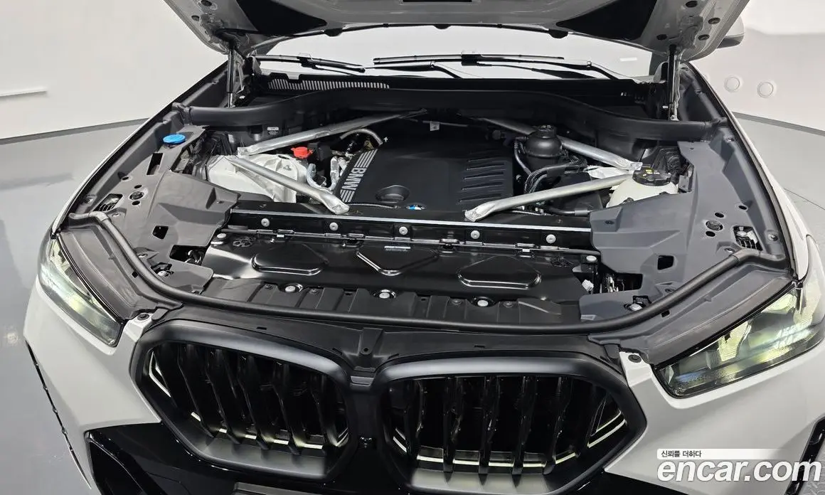 BMW X6 2024 3.0 автомат (гидро), фото 5