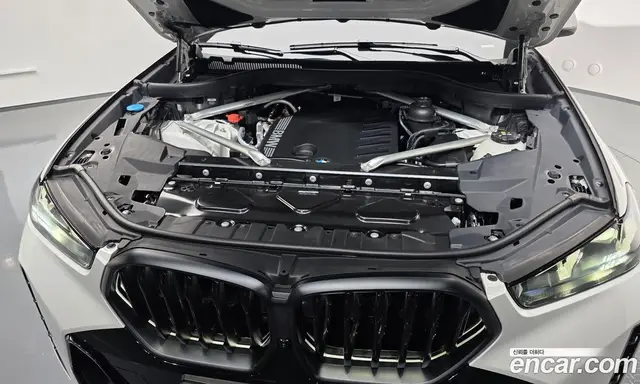 BMW X6 2024 3.0 автомат (гидро), миниатюра 5