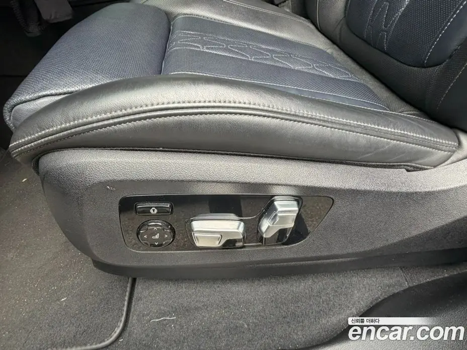 BMW X7 2020 4.4 автомат (гидро), фото 14