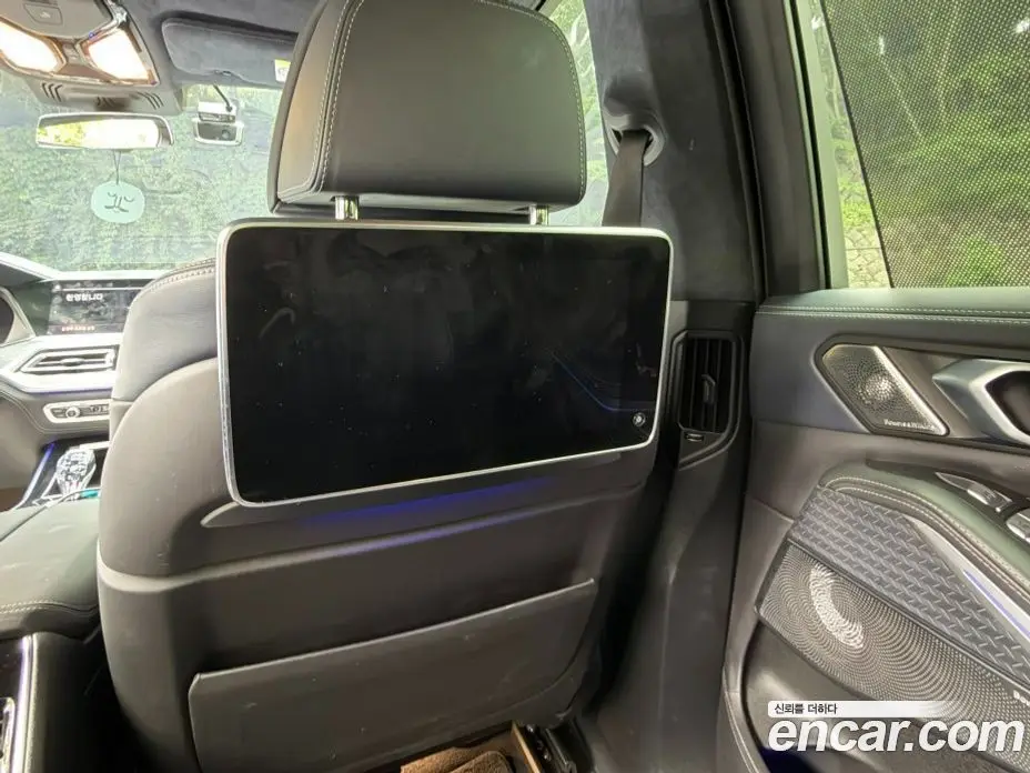 BMW X7 2020 4.4 автомат (гидро), фото 16