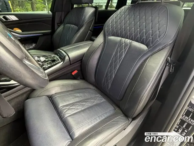 BMW X7 2020 4.4 автомат (гидро), миниатюра 10