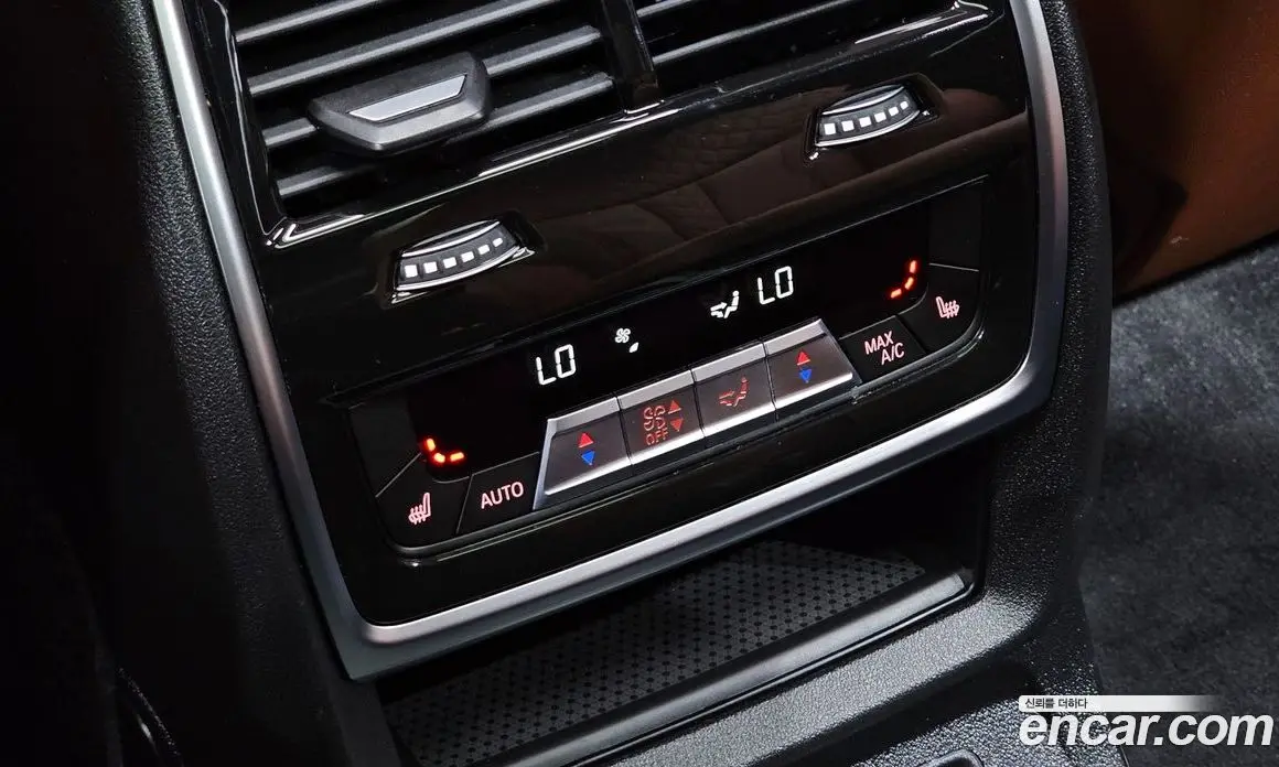 BMW X7 2024 3.0 автомат (гидро), фото 18