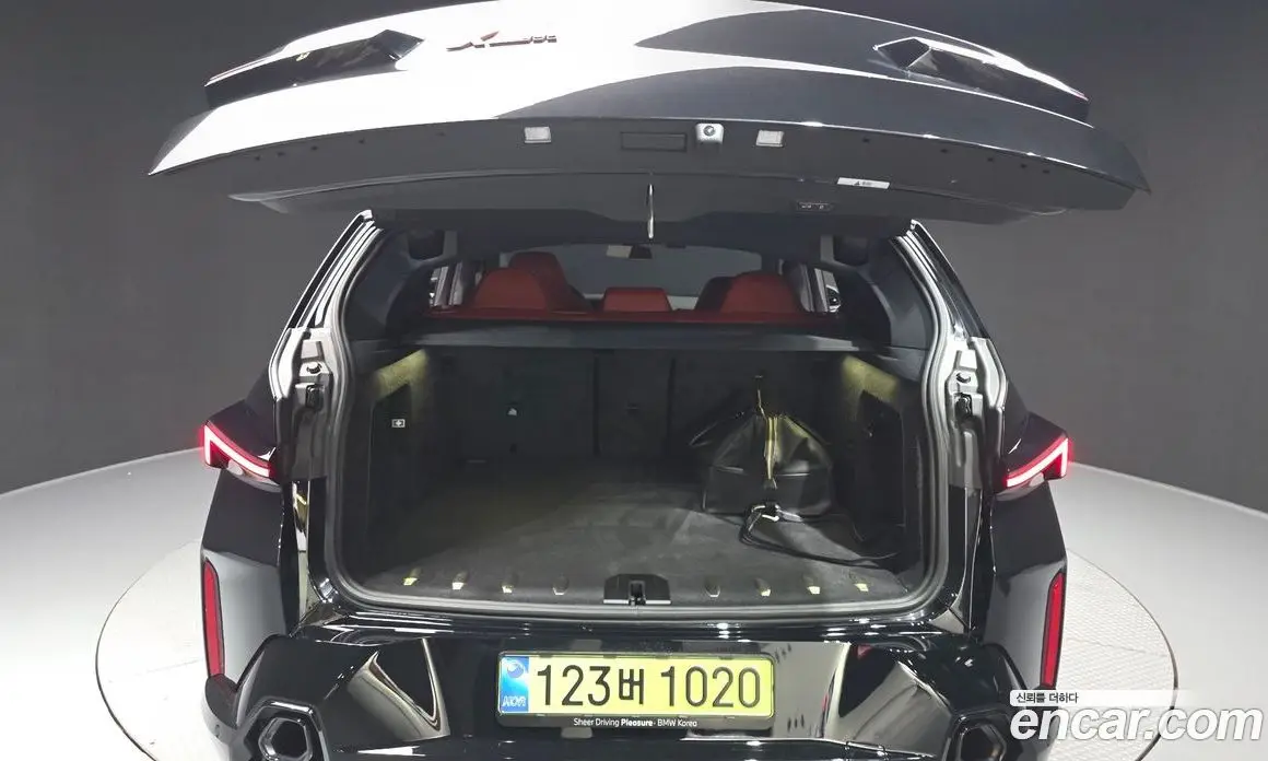 BMW XM 2025 4.4 автомат (гидро), фото 20