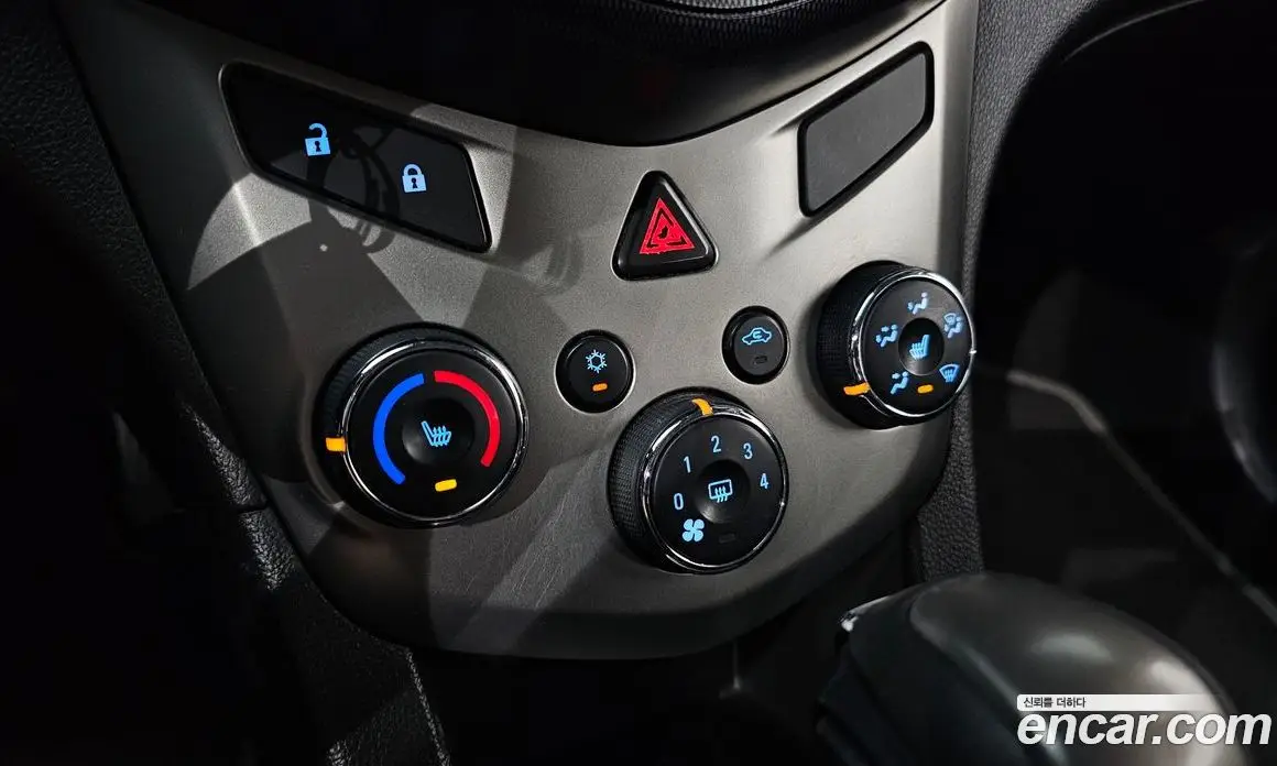 Chevrolet Aveo 2014 1.6 автомат (гидро), фото 17