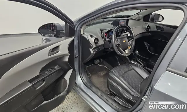 Chevrolet Aveo 2014 1.6 автомат (гидро), миниатюра 10