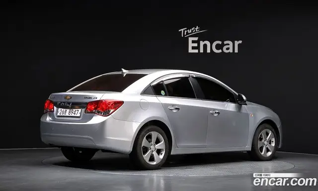 Chevrolet Cruze 2011 1.8 автомат (гидро), миниатюра 2