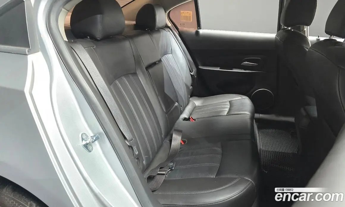 Chevrolet Cruze 2011 1.8 автомат (гидро), фото 11