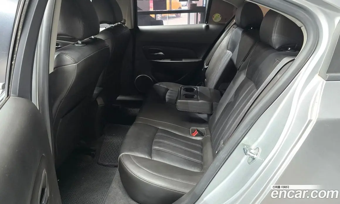 Chevrolet Cruze 2011 1.8 автомат (гидро), фото 12