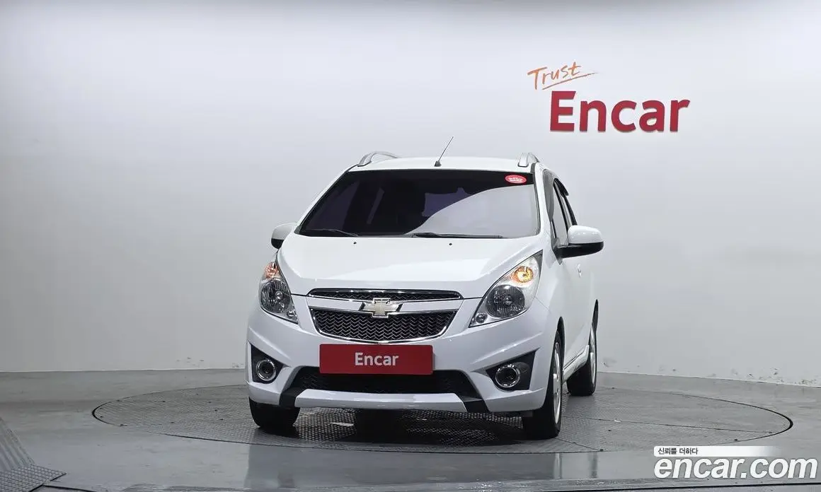 Chevrolet Spark 2011 1.0 автомат (гидро), фото 3