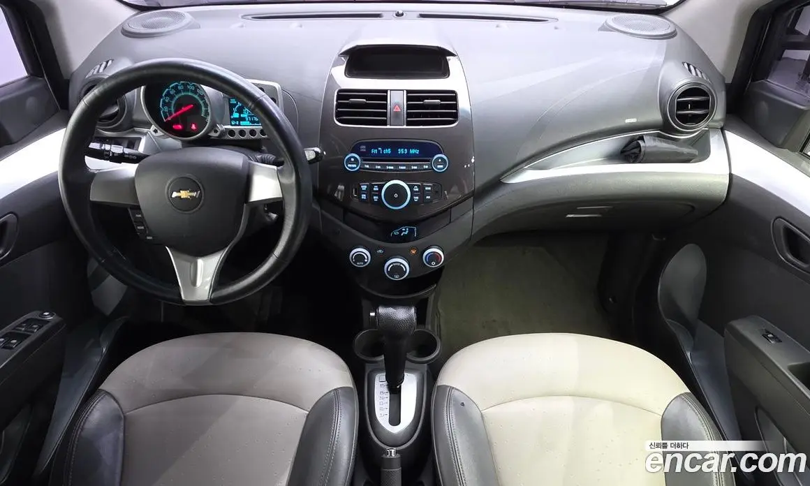 Chevrolet Spark 2011 1.0 автомат (гидро), фото 10