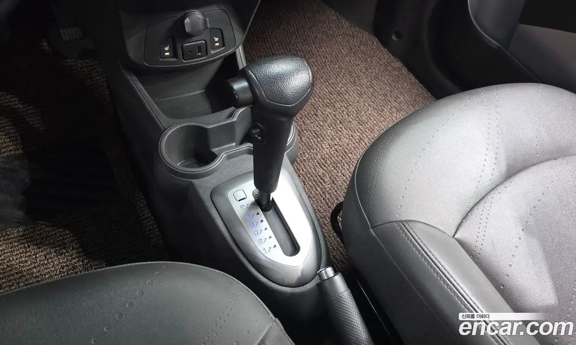Chevrolet Spark 2013 1.0 автомат (гидро), фото 12