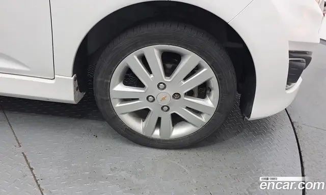 Chevrolet Spark 2013 1.0 автомат (гидро), миниатюра 7