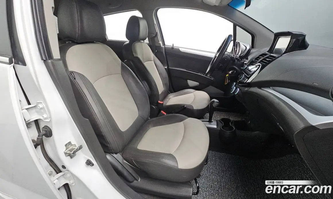 Chevrolet Spark 2014 1.0 автомат (гидро), фото 17