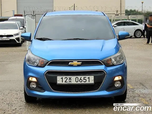 Chevrolet Spark 2016 1.0 автомат (гидро), миниатюра 1