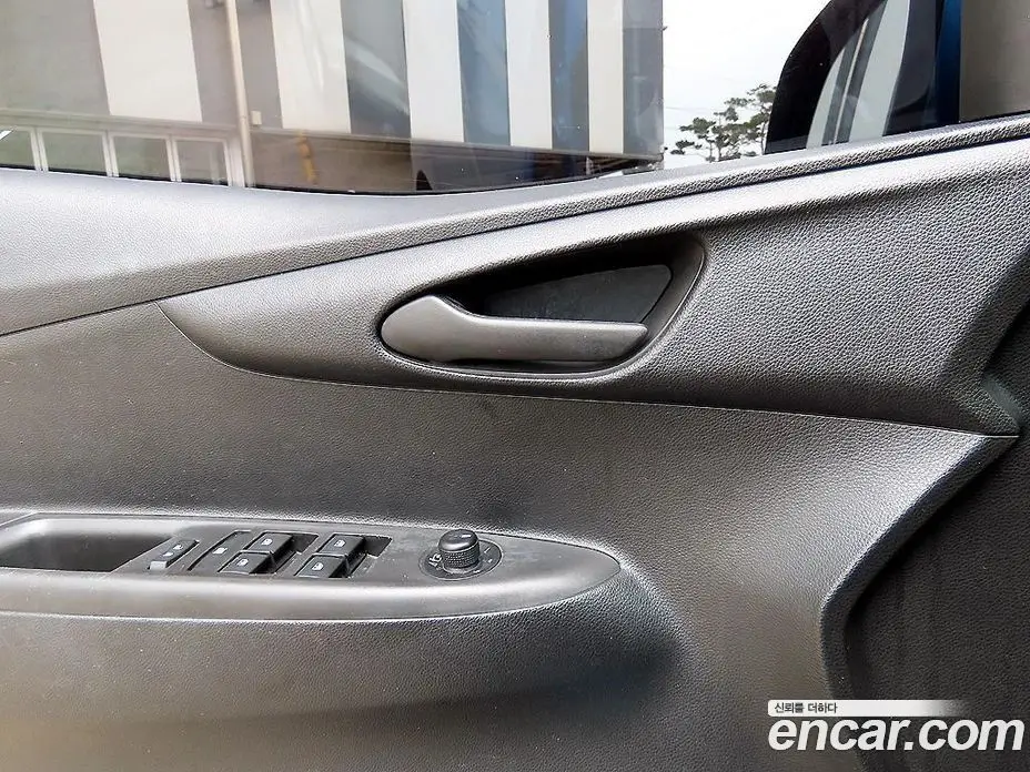 Chevrolet Spark 2016 1.0 автомат (гидро), фото 11