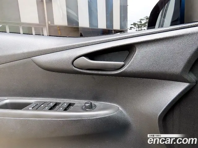 Chevrolet Spark 2016 1.0 автомат (гидро), миниатюра 11