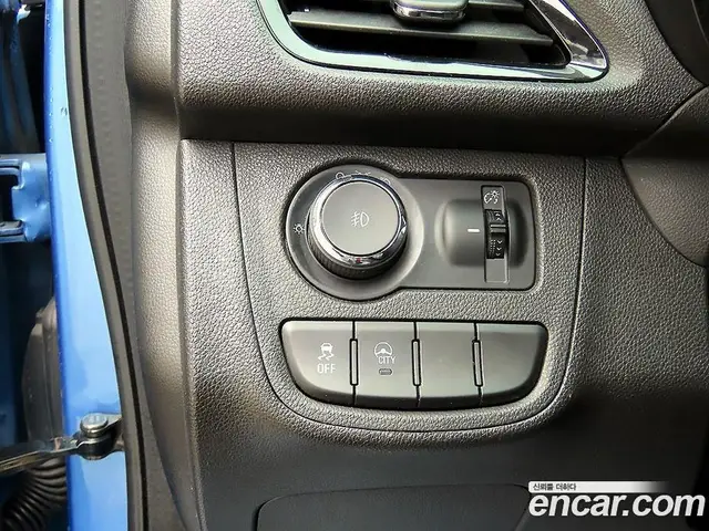 Chevrolet Spark 2016 1.0 автомат (гидро), миниатюра 12