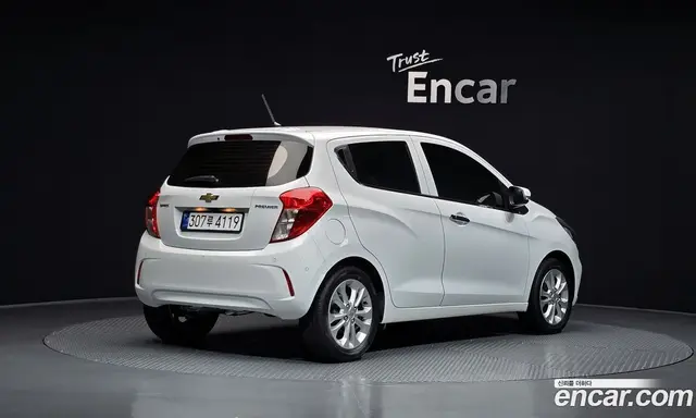Chevrolet Spark 2021 1.0 автомат (гидро), миниатюра 2