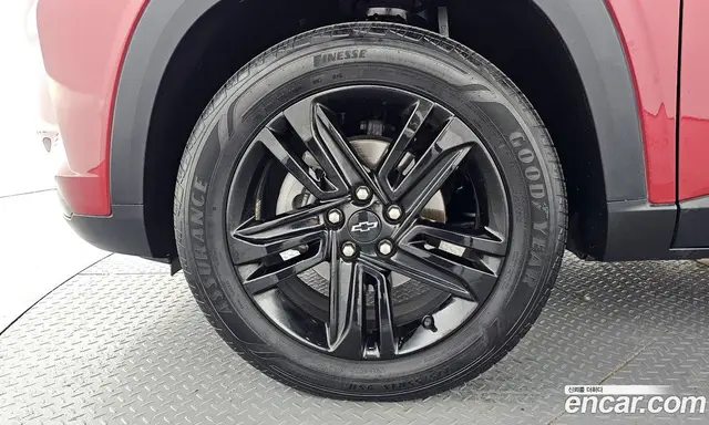 Chevrolet Trax 2023 1.2 автомат (гидро), миниатюра 5