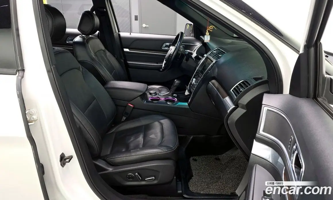Ford Explorer 2016 2.3 автомат (гидро), фото 12