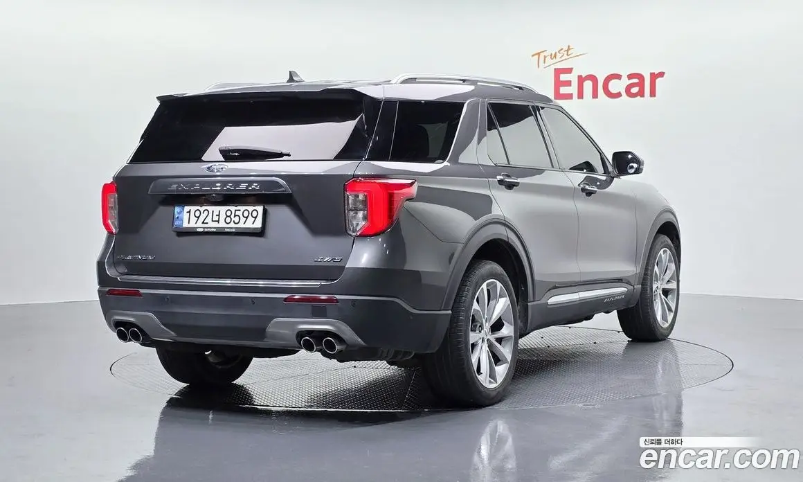 Ford Explorer 2023 3.0 автомат (гидро), фото 2 Ford Explorer 2023 3.0 автомат (гидро), фото 2