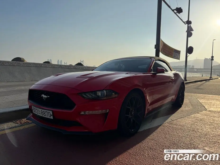 Ford Mustang 2020 2.3 автомат (гидро), фото 3