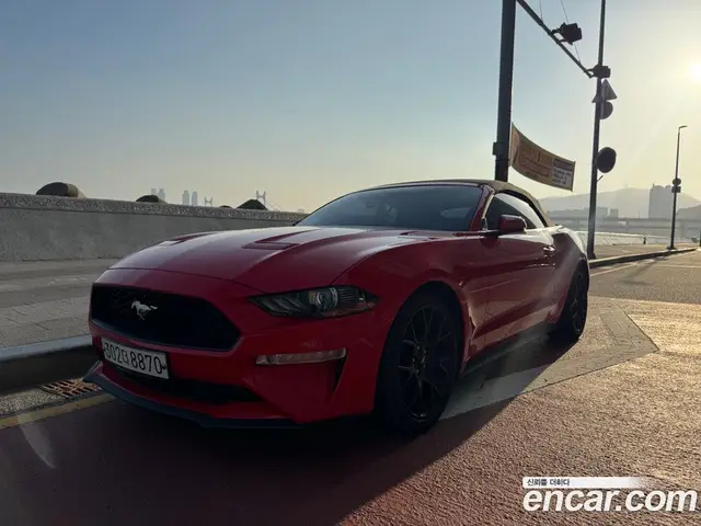 Ford Mustang 2020 2.3 автомат (гидро), миниатюра 3