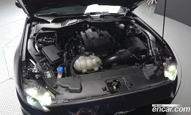 Ford Mustang 2021 2.3 автомат (гидро), миниатюра 6