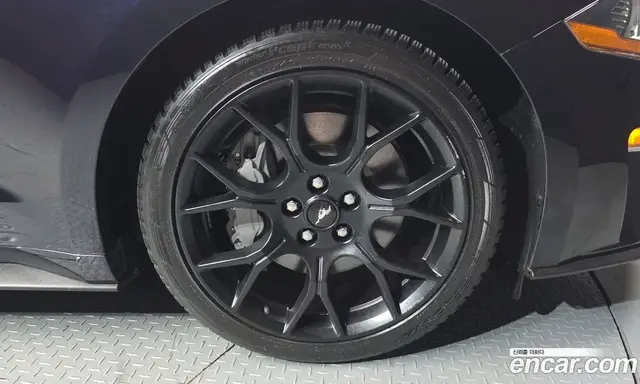 Ford Mustang 2021 2.3 автомат (гидро), миниатюра 7