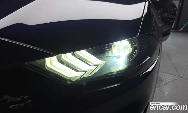 Ford Mustang 2021 2.3 автомат (гидро), миниатюра 8