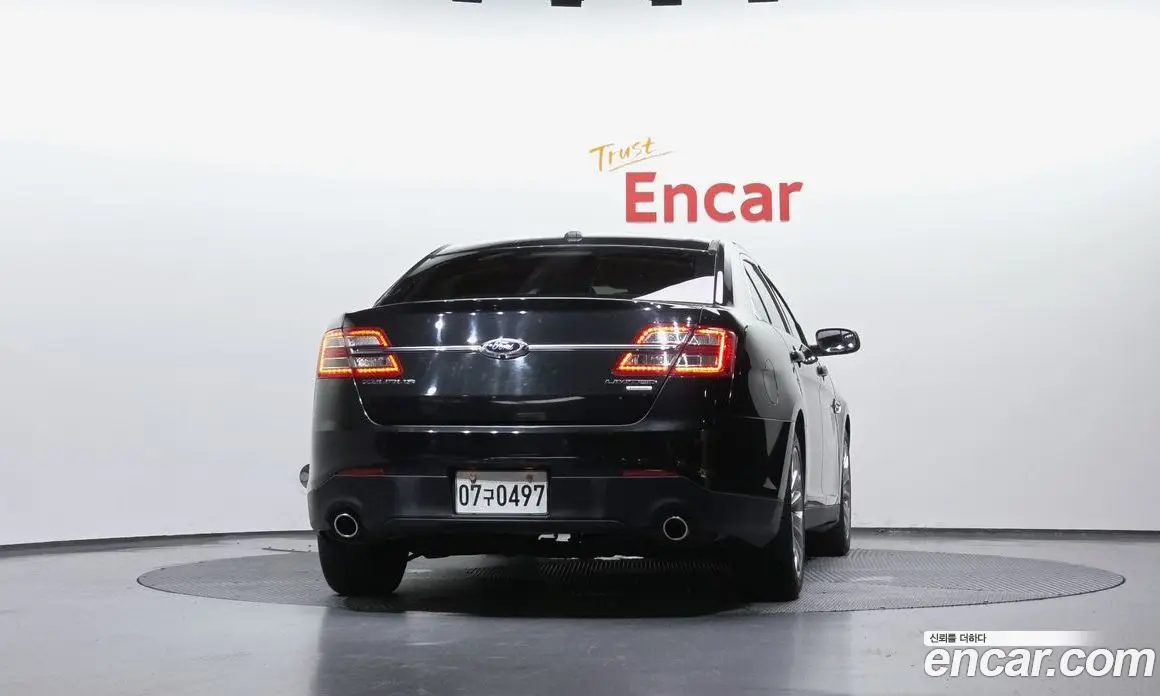 Ford Taurus 2015 2.0 автомат (гидро), фото 4