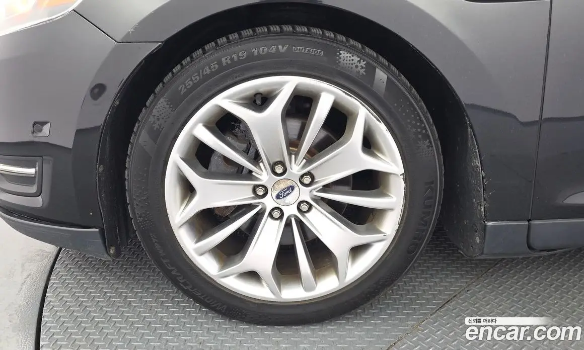 Ford Taurus 2015 2.0 автомат (гидро), фото 5