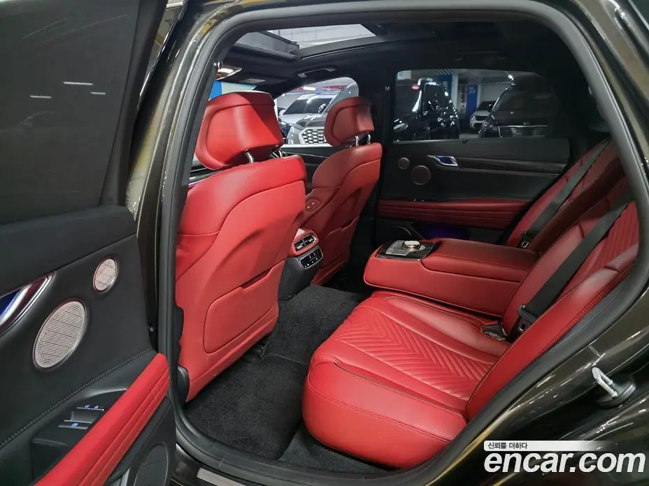 Genesis G80 2023 2.5 автомат (гидро), фото 17