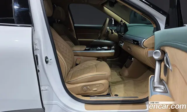 Genesis GV60 2023 0.1 автомат (гидро), миниатюра 11