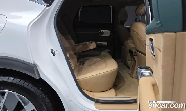 Genesis GV60 2023 0.1 автомат (гидро), миниатюра 12