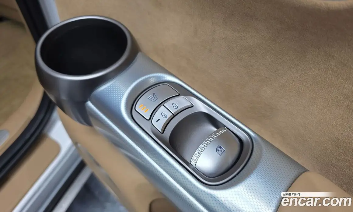 Genesis GV60 2023 0.1 автомат (гидро), фото 18