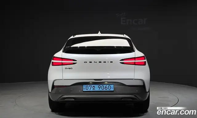 Genesis GV60 2023 0.1 автомат (гидро), миниатюра 4