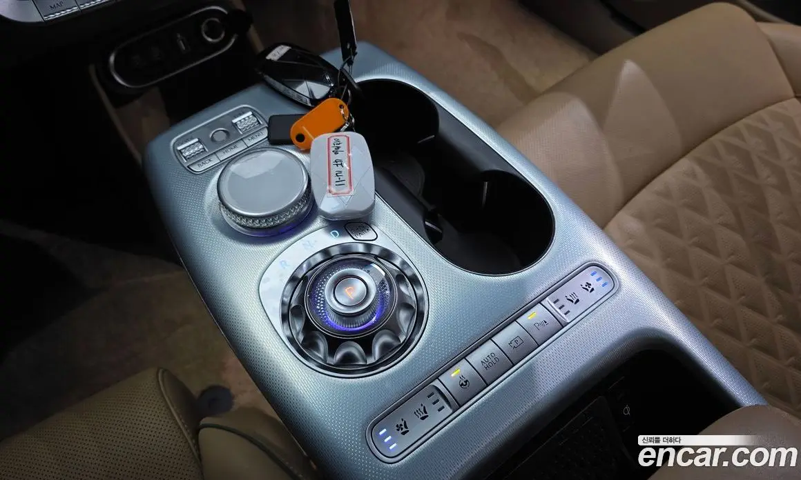 Genesis GV60 2023 0.1 автомат (гидро), фото 9