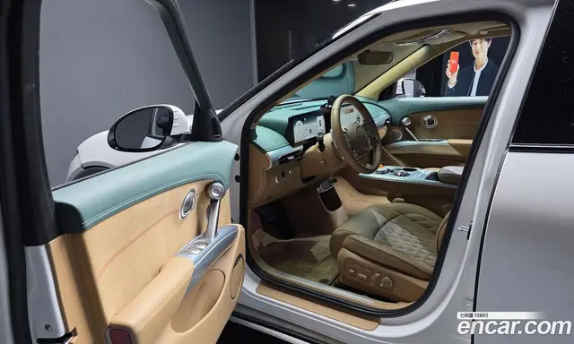 Genesis GV60 2023 0.1 автомат (гидро), миниатюра 10