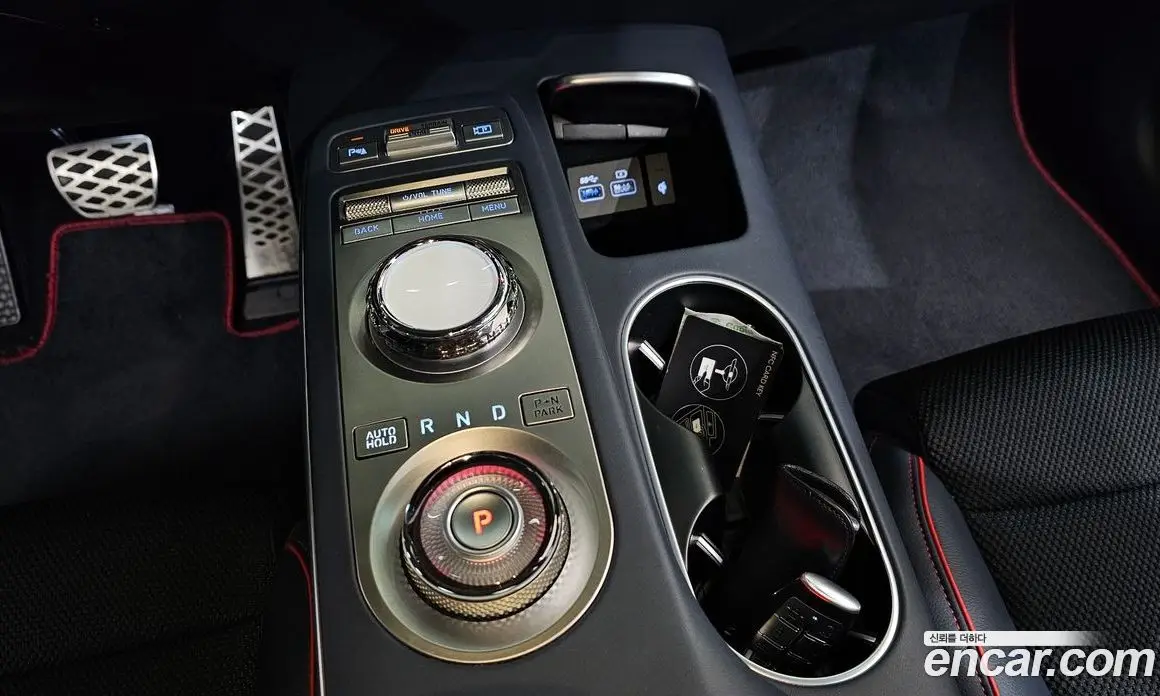 Genesis GV70 2021 2.5 автомат (гидро), фото 12