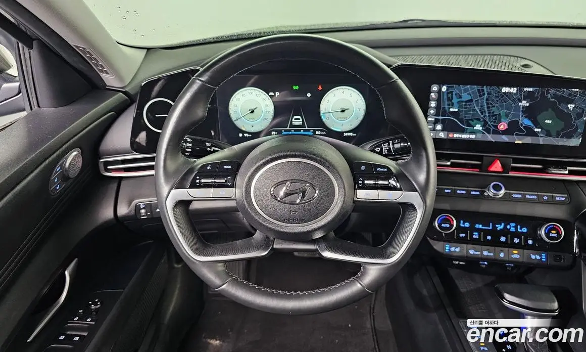 Hyundai Avante 2021 1.6 автомат (гидро), фото 15