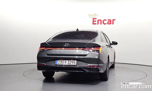 Hyundai Avante 2021 1.6 автомат (гидро), миниатюра 4