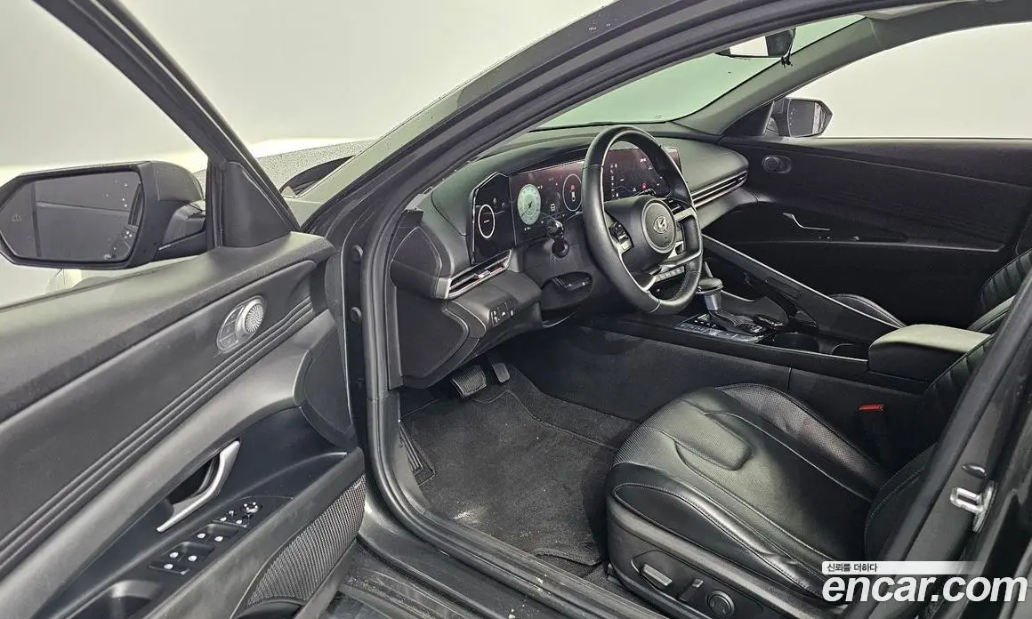 Hyundai Avante 2021 1.6 автомат (гидро), фото 10